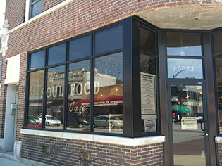 Cafe storefront glass installation by Design Glass & Mirror